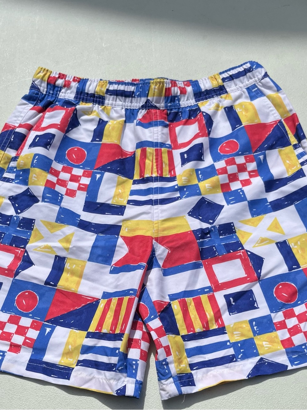 Vineyard Vines Multicolor Nautical Flag Print Shorts